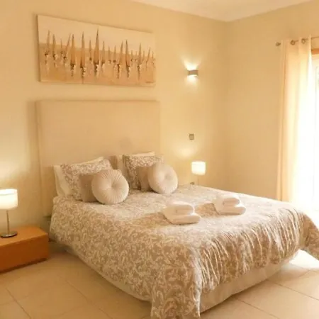 Villa Vila Limoeiro With Sea View Porto De Mos