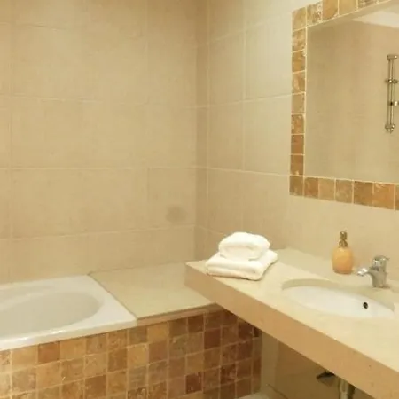 Vila Limoeiro With Sea View Porto De Mos וילה לאגוּ‏ש