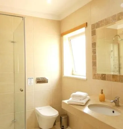 Vila Limoeiro With Sea View Porto De Mos Вилла